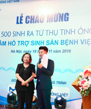 Bac si Vuong Vu Viet Ha, Bac si Chu Thi Thu Huong, Bac si Tang Duc Cuong, Bac si Phung Ngoc Anh.